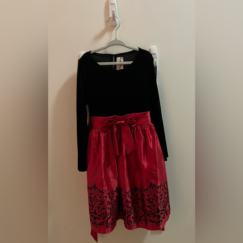 Girls party dress